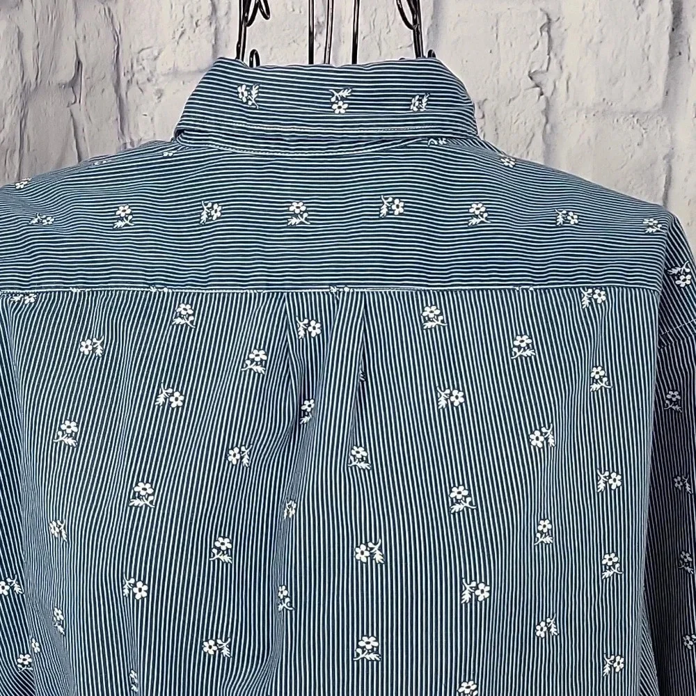 J CREW Slim Blue and White Striped Floral Men's‎ Shirt Medium